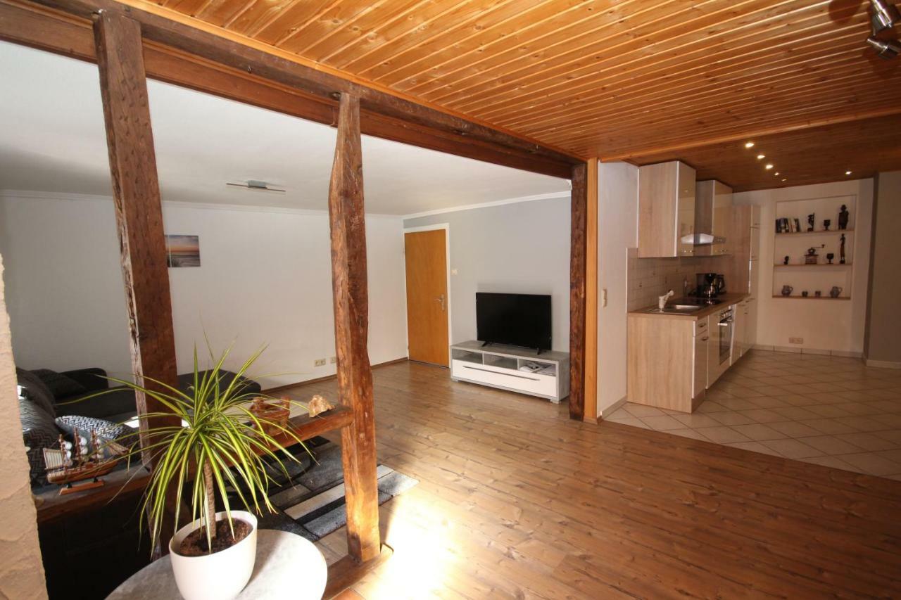 Ferienwohnung Ehlen Im Alten Winzerhaus Zeltingen-Rachtig Exterior photo